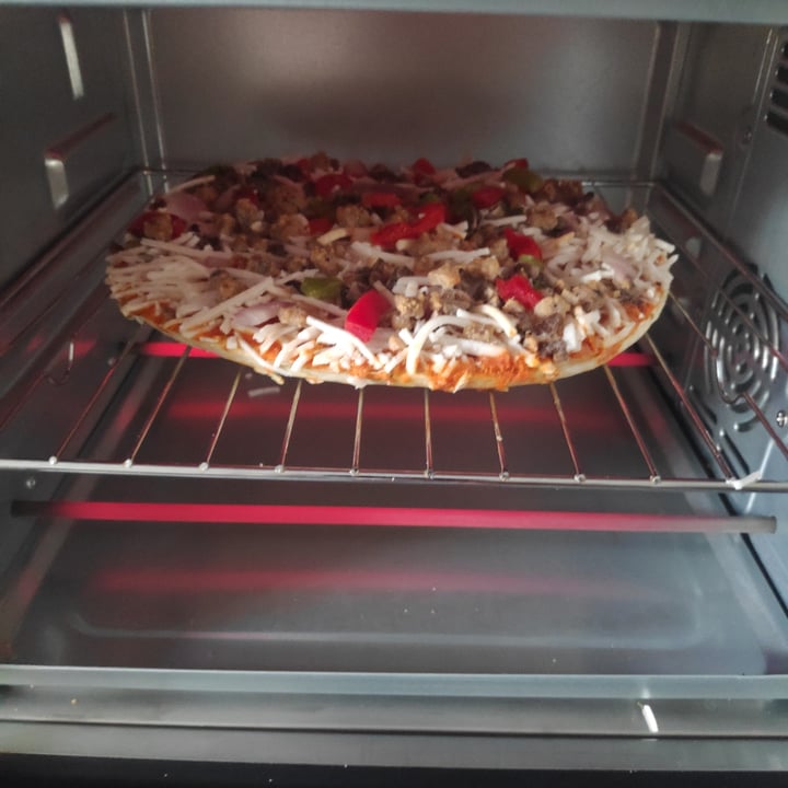 review photo of Daiya Pizza supreme shared by @urielmtz on 20 Aug 2022 - review