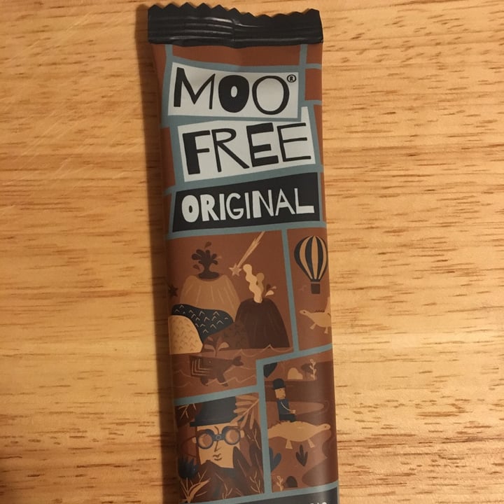photo of Moo Free Organic Original Vegan Milk Choc Premium Bar shared by @cheapsoybean on  05 Nov 2020 - review