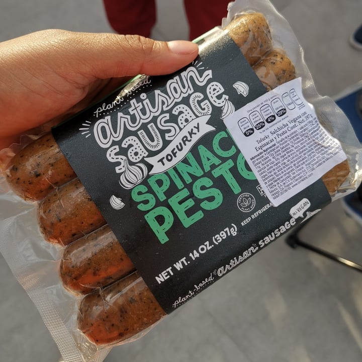 photo of Tofurky Artisan Sausage Spinach Pesto shared by @silvialeon92 on  26 May 2020 - review