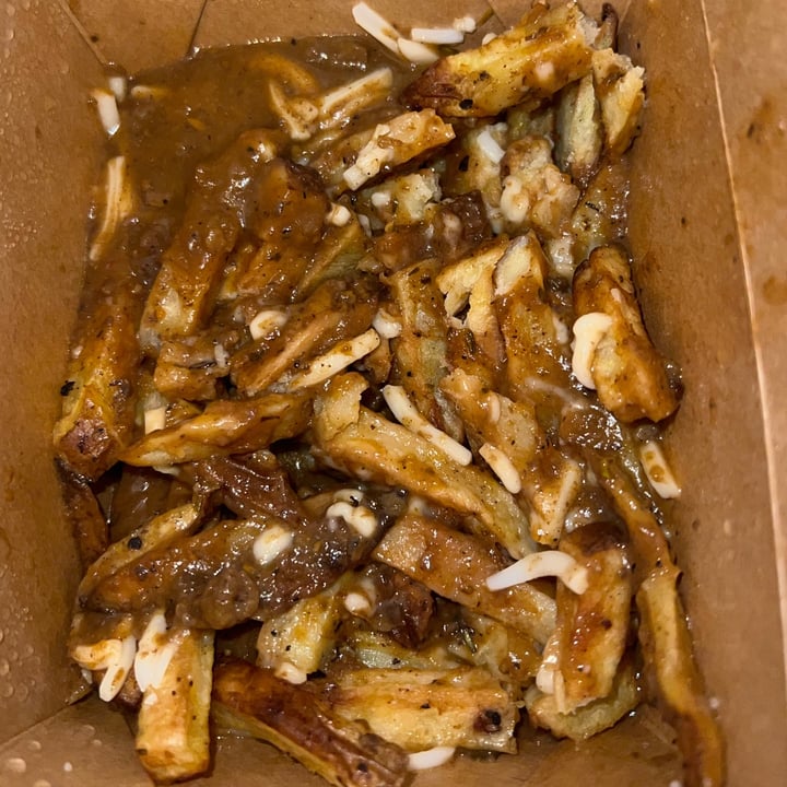 photo of Copper Branch Poutine With Cremini Mushroom Sauce shared by @bpan01 on  15 Oct 2022 - review