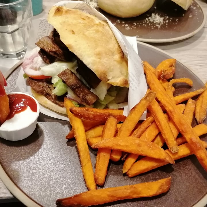 photo of Al Pachino vegbab con batate shared by @alexx92 on  11 Nov 2022 - review