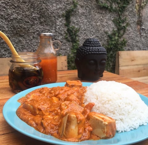 Curry De Cacahuate con Tofu