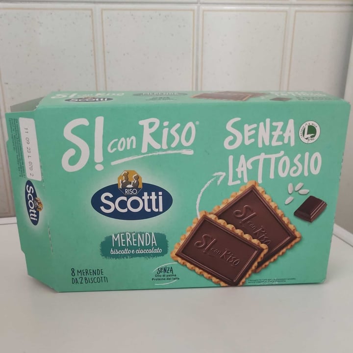 photo of Riso Scotti Sì con Riso (Merenda Biscotto E Cioccolato) shared by @zozzonevegano on  24 Jun 2022 - review