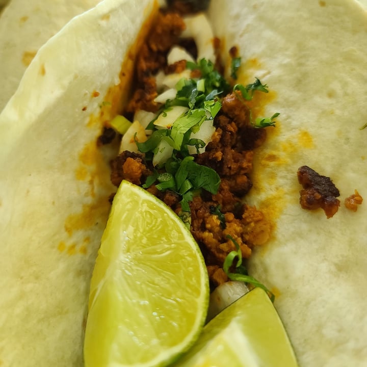 review photo of Los Tres Amigos Howell Soy Chorizo Tacos shared by @hollywoodtoldu on 04 Sep 2020 - review