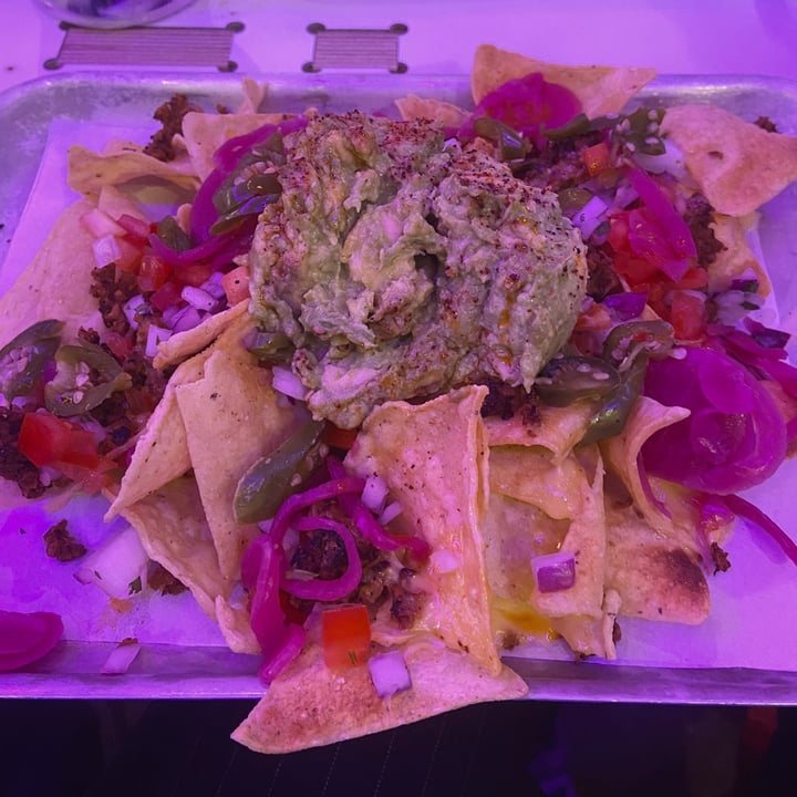 photo of Club Mexicana Fully Loaded Nachos shared by @alacoque on  13 Oct 2020 - review