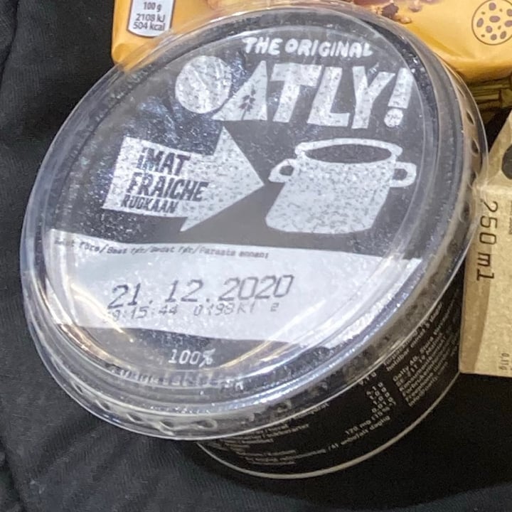 photo of Oatly Creamy Oat Fraiche shared by @frederikbuhrmann on  22 Dec 2020 - review