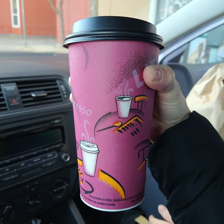 photo of Viva! Vegetarian Grill African red tea shared by @onionkraut on  18 Jan 2022 - review