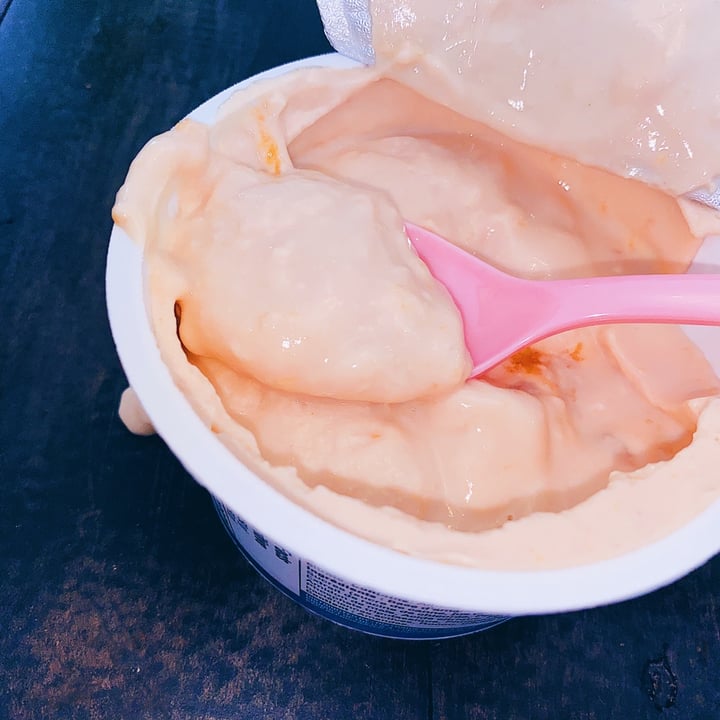 photo of Silk Peach Almondmilk Yogurt Alternative shared by @elysesimpson on  09 Feb 2021 - review