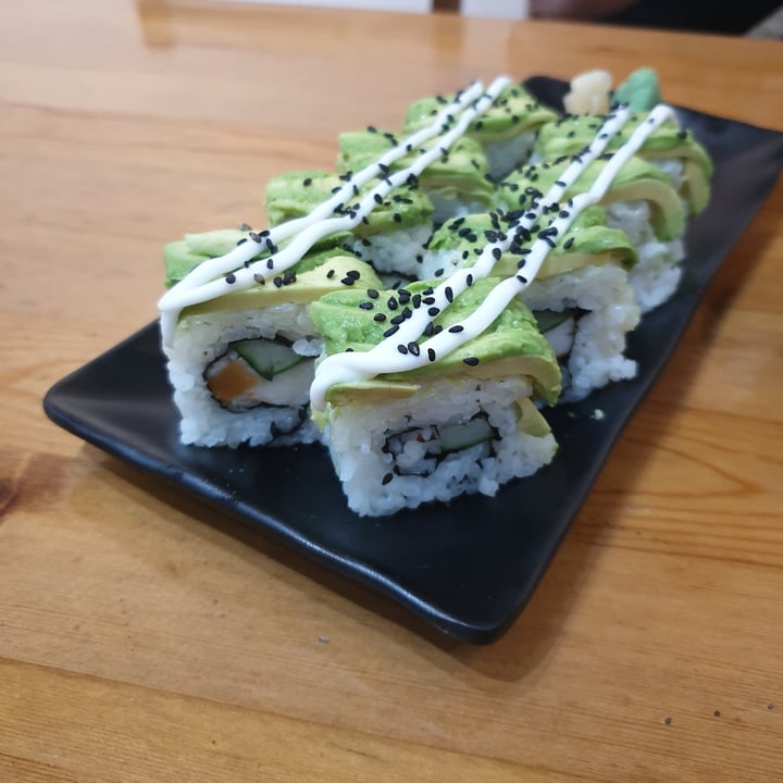 photo of Lucky Cat Avocado Maki shared by @hermainesay on  11 Dec 2021 - review