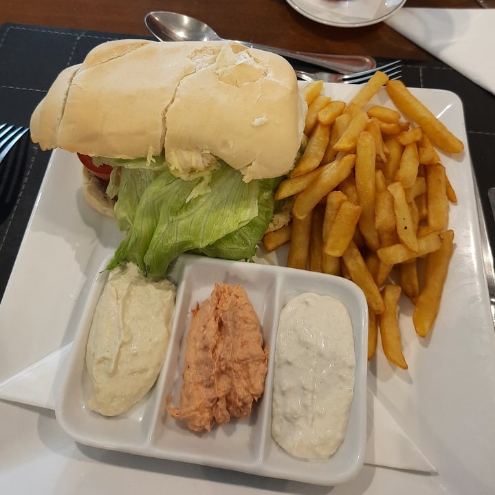 photo of Restaurante Alquimia Hamburguer shared by @lorenneves on  19 Dec 2021 - review