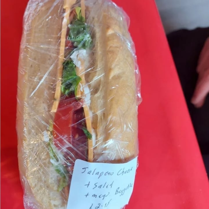 photo of Willows Animal Sanctuary Jalapeño Cheese Baguette shared by @skito1987 on  27 Jul 2022 - review