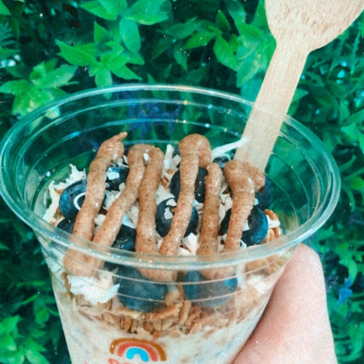 review photo of Soul Smoothie Bar Blueberry Coconut Overnight Oats shared by @aphatsara on 25 Jan 2021 - review