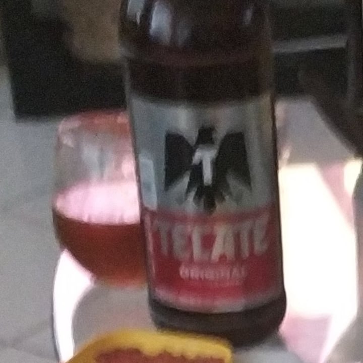 review photo of Cervecería Cuauhtémoc Moctezuma Tecate shared by @mildrethrobr on 23 Oct 2021 - review