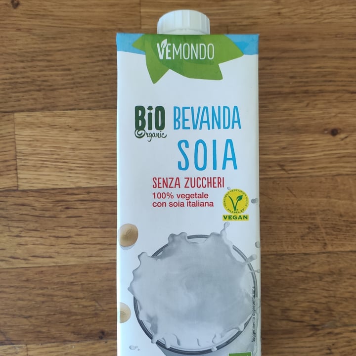 photo of Vemondo Bio Bevanda Soia shared by @makino on  10 Apr 2022 - review