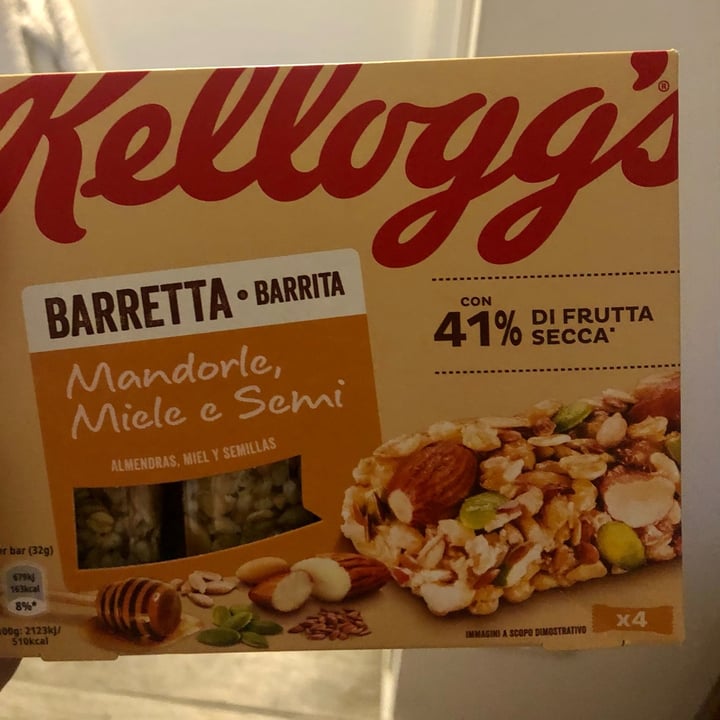 review photo of Kellogg's Barretta Mandorle Miele e Semi shared by @labaldino on 14 Apr 2022 - review