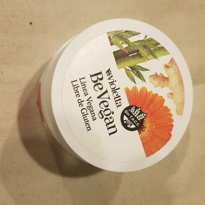 review photo of Violetta cosméticos Crema Hidratante BeVegan shared by @alexisengel on 30 Jun 2022 - review