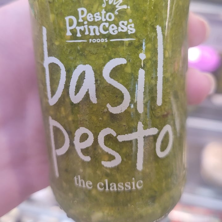 review photo of Pesto Princess Basil pesto shared by @laalaflex on 25 Sep 2021 - review