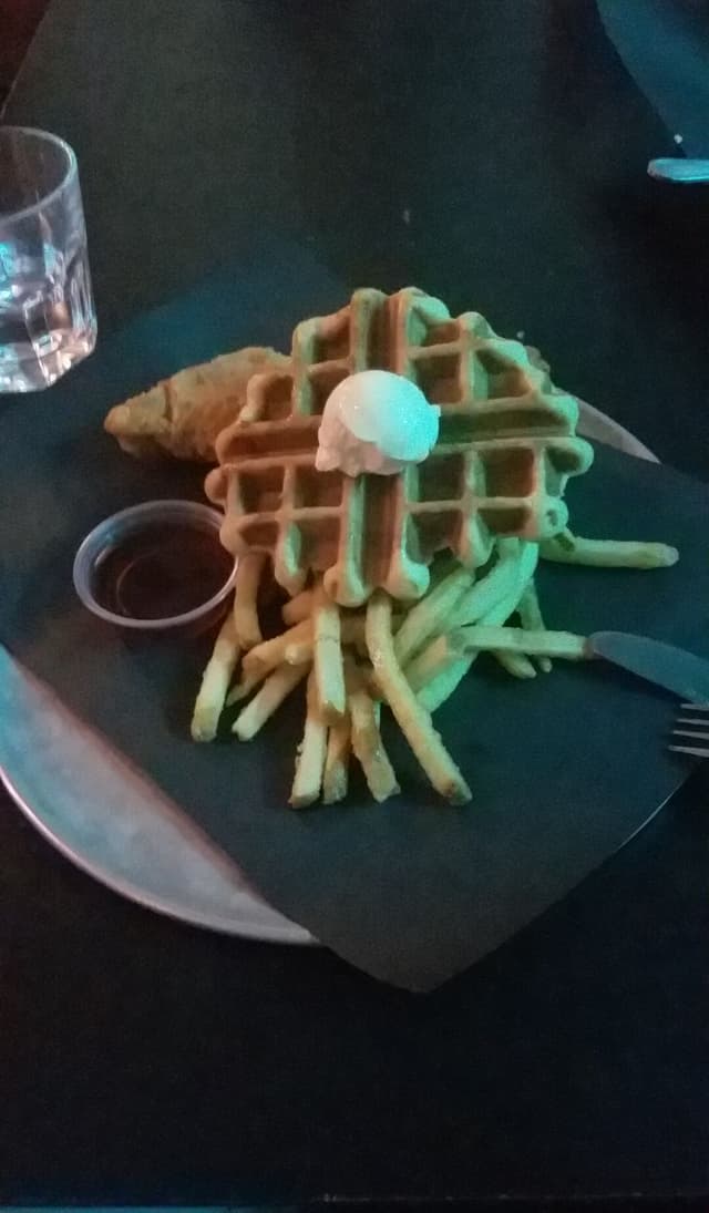 Photo of the dish “Chicken & Waffles”
