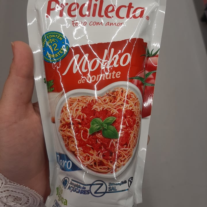 review photo of Predilecta molho de tomate shared by @vetyasmin on 09 May 2022 - review