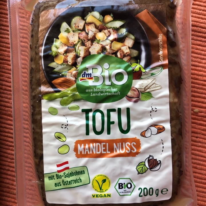 review photo of dmBio Tofu Mandel Nuss shared by @vegadelia on 02 May 2020 - review