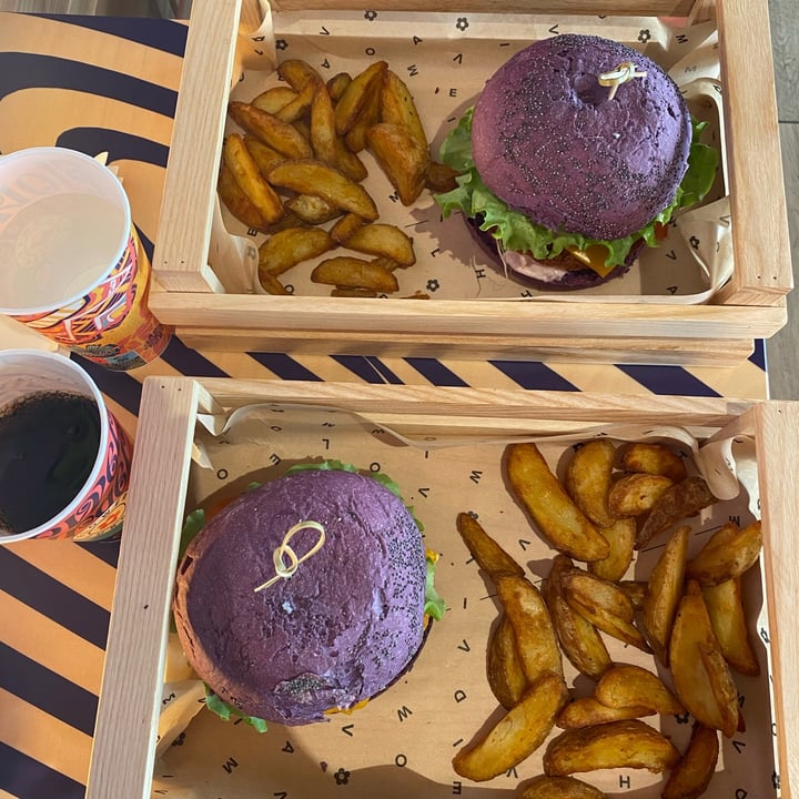 photo of Flower Burger Flower Burger shared by @melissazara on  06 May 2022 - review