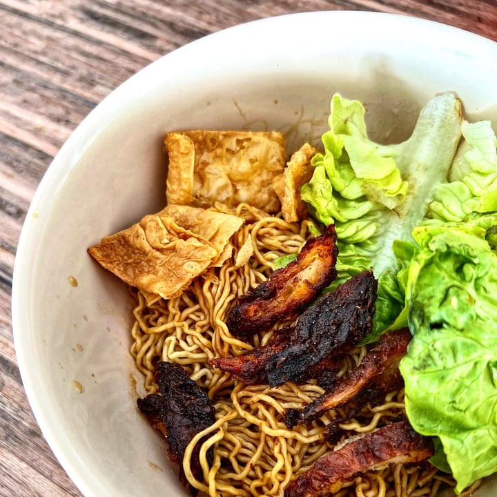 photo of Origanics Char Siew Kolo Noodles shared by @consciouscookieee on  03 Nov 2021 - review