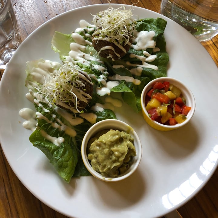 review photo of The Living Cafe Taco Boats shared by @roxtarlette on 18 Oct 2020 - review