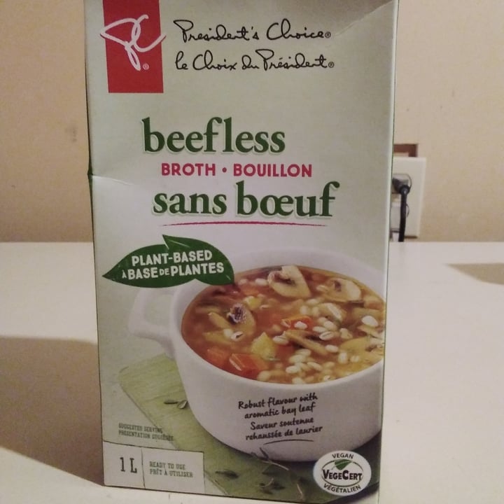 photo of President's Choice Beefless Broth shared by @lucmostacci on  08 Jun 2021 - review