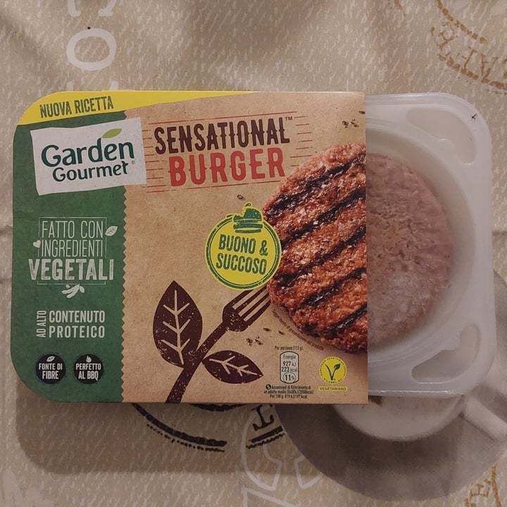 review photo of Garden Gourmet Delicius burger shared by @mimandasilviagoggi on 19 Apr 2022 - review