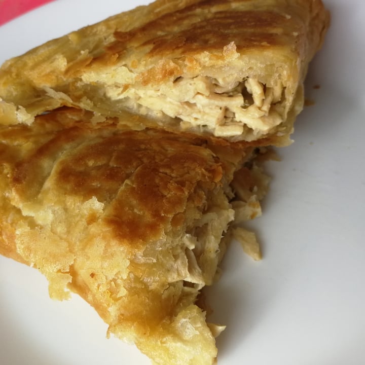 review photo of Panadería rockss vegan bakery Pastel de No pollo shared by @angelmt0927 on 05 Mar 2021 - review