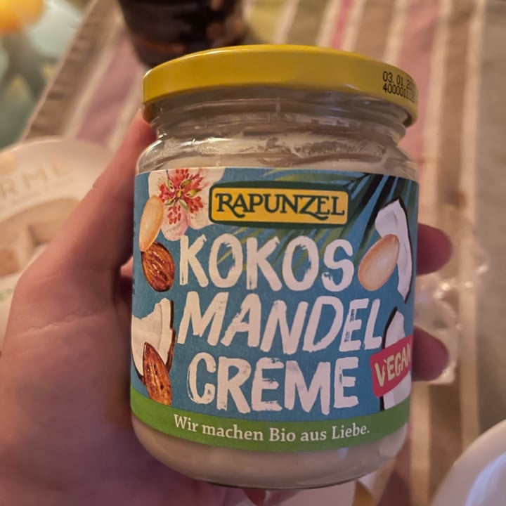 photo of Rapunzel Kokos mandel creme shared by @sofiamaragliano on  16 Apr 2022 - review
