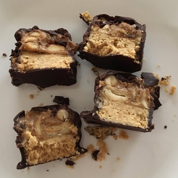 review photo of V Spot Diner Snickers Slice shared by @mary-jane on 01 Jun 2020 - review