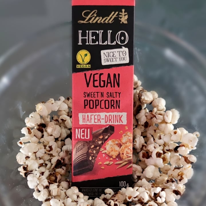 photo of Lindt Hello Sweet and Salty Popcorn shared by @itslara on  17 Mar 2022 - review
