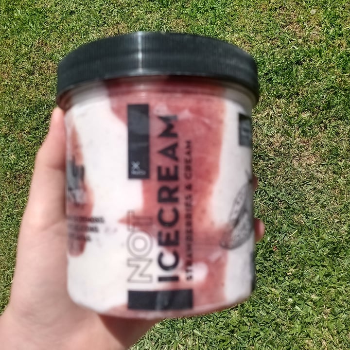 review photo of NotCo Not Icecream Strawberries & Cream shared by @ainhoagott on 16 Nov 2020 - review