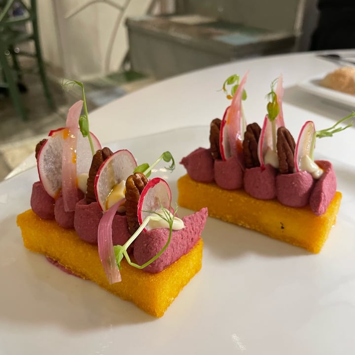 review photo of Capra e Cavoli vegetariano, vegano e pesce Polenta croccante con paté vegetale alle noci shared by @ilarietta on 16 Sep 2022 - review