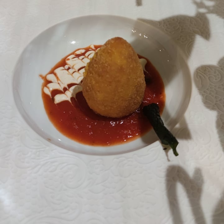 review photo of Linfa Milano - Eat Different Arancin* shared by @costanzacacini on 19 Nov 2022 - review