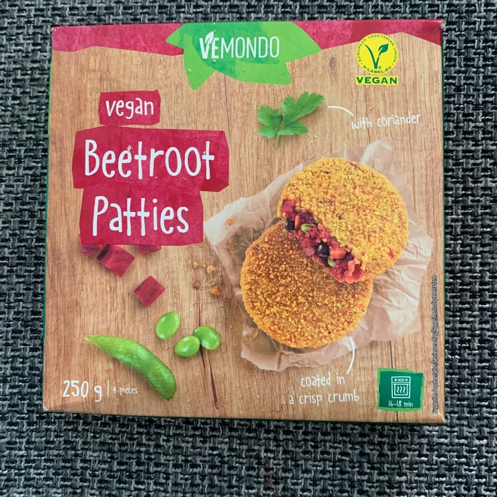 photo of Vemondo 2 vegan beetroot burgers shared by @veganusefulinfo on  19 Mar 2022 - review