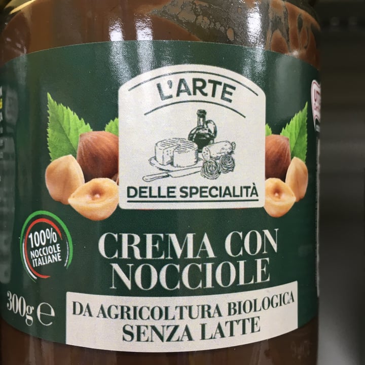 photo of L'Arte Delle Specialità Crema  fondente con nocciole shared by @occhiverdinelmirino on  29 Mar 2022 - review