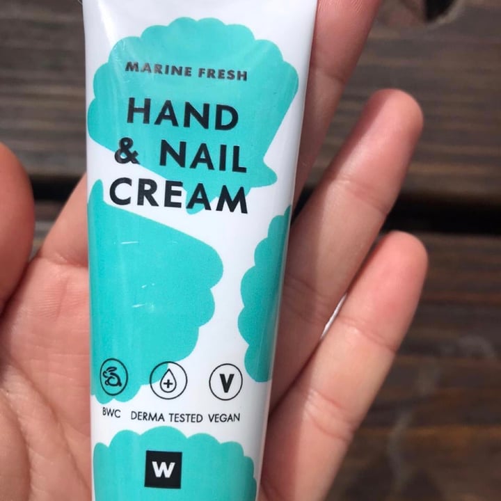 photo of Woolworths Hand cream shared by @jordyb on  31 Aug 2020 - review