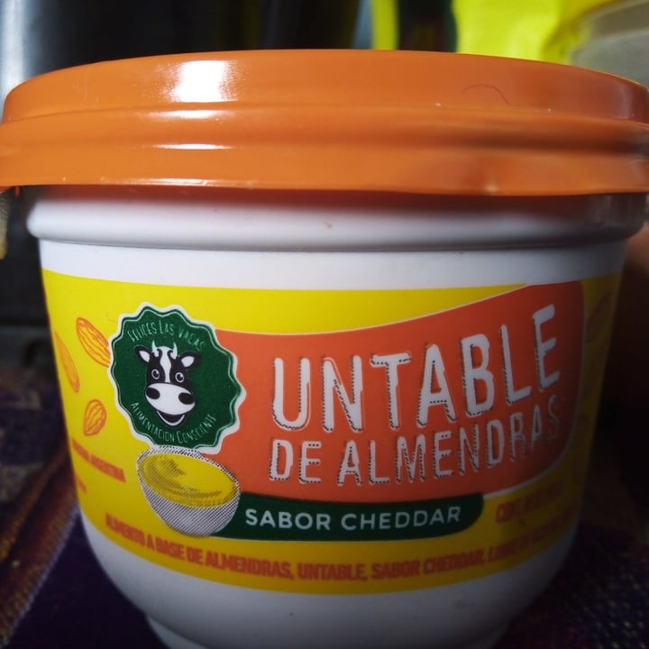 photo of Felices Las Vacas Untable de Almendras Sabor Cheddar shared by @catx on  24 Jun 2021 - review
