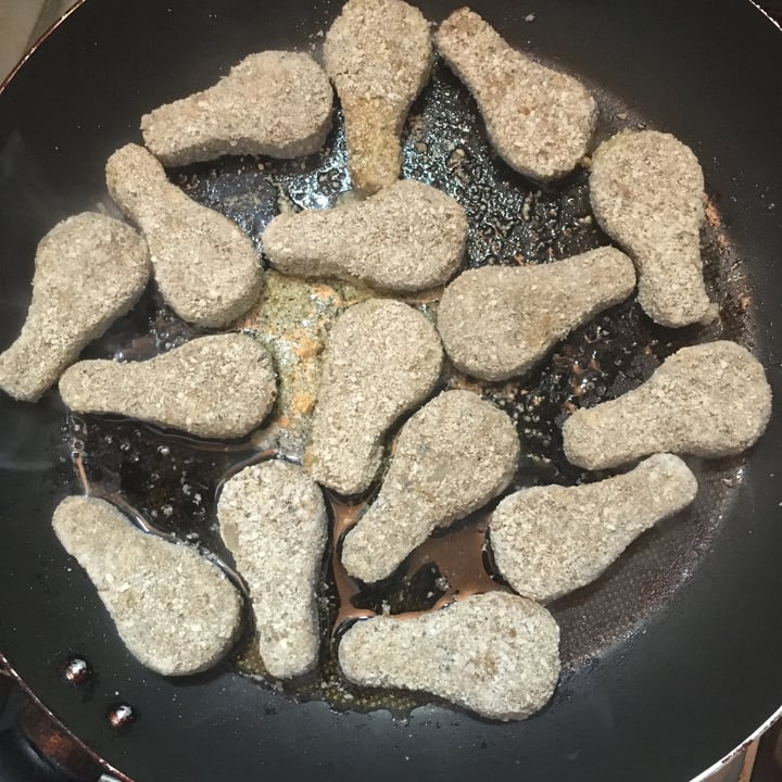 photo of Vegandhi - Comida Vegana Nuggets shared by @lauchis on  28 Apr 2020 - review