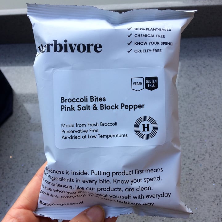 review photo of Herbivore Broccoli Bites Pink Salt And Black Pepper shared by @caits on 09 Aug 2020 - review