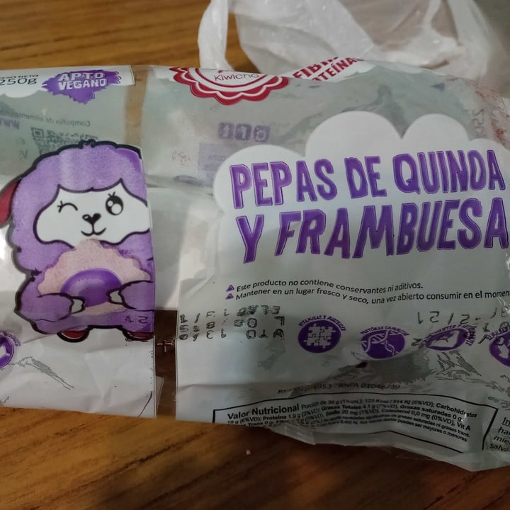 photo of Kiwicha Pepas de Quinoa y Frambuesa shared by @daiii29 on  10 Feb 2022 - review