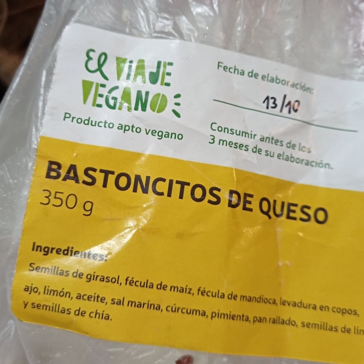 photo of El viaje vegano Bastones de queso de girasol shared by @juancitou on  10 Dec 2021 - review