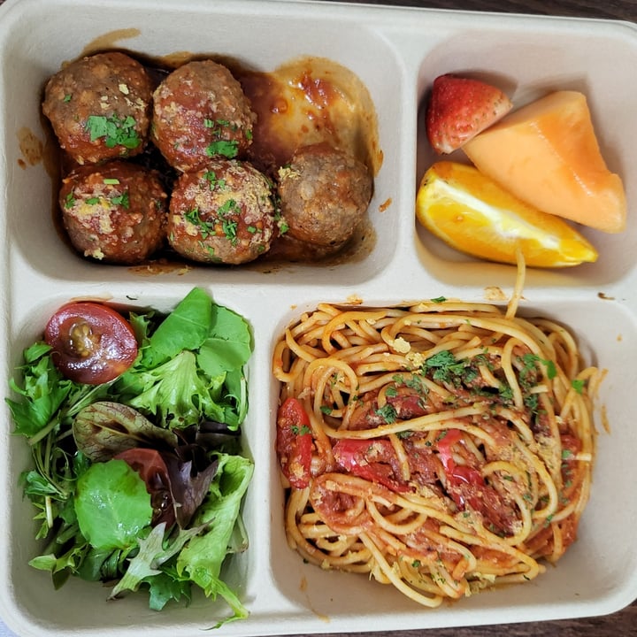 photo of Green Common Singapore Meatless Meatballs Arabiatta shared by @paradoksaalinen on  25 Oct 2021 - review