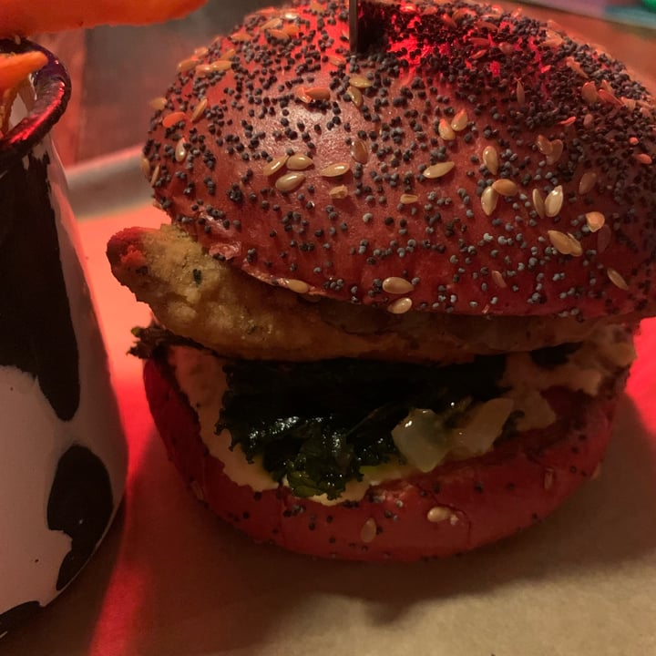 review photo of BrewDog Inverurie Temple Of Seitan Burger shared by @veganlauralou on 24 Feb 2022 - review