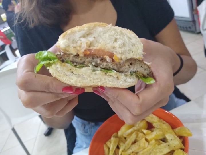 photo of Loving Hut Microcentro Sandwich Lomito Rebozado shared by @yanide5 on  25 Feb 2020 - review