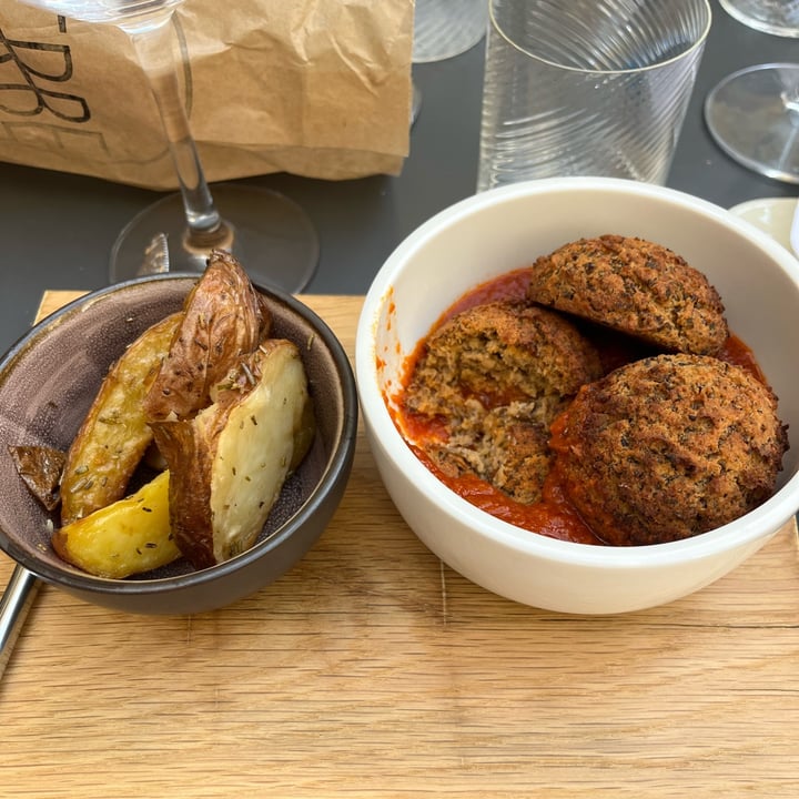 photo of Herbe - Food & Drink Vegetale Le Polpette al sugo shared by @amyberti6 on  22 Oct 2022 - review