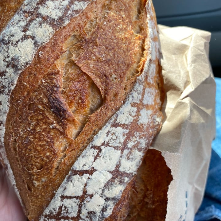 photo of Le Fournil Bakery Country loaf shared by @malarky on  18 Jul 2022 - review