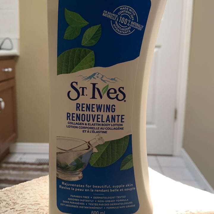 photo of St. Ives Renewing Body Lotion shared by @pedroaguiar21 on  24 Jun 2021 - review